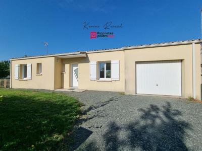 For sale Lucon 4 rooms 91 m2 Vendee (85400) photo 0
