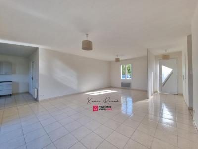 For sale Lucon 4 rooms 91 m2 Vendee (85400) photo 1