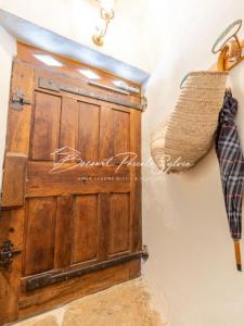 For sale Pernes-les-fontaines 5 rooms 203 m2 Vaucluse (84210) photo 3