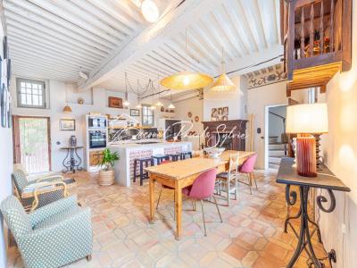 For sale Pernes-les-fontaines 5 rooms 203 m2 Vaucluse (84210) photo 4