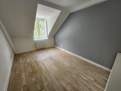 For rent Crosne CENTRE VILLE 4 rooms 76 m2 Essonne (91560) photo 4