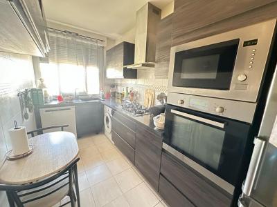 For sale Marseille-3eme-arrondissement 4 rooms 93 m2 Bouches du Rhone (13003) photo 4
