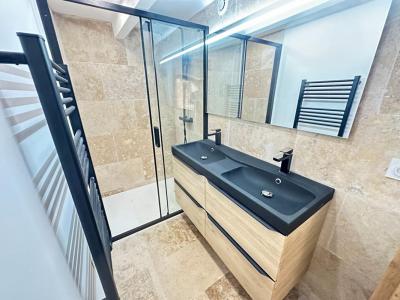 Acheter Appartement 74 m2 Salon-de-provence