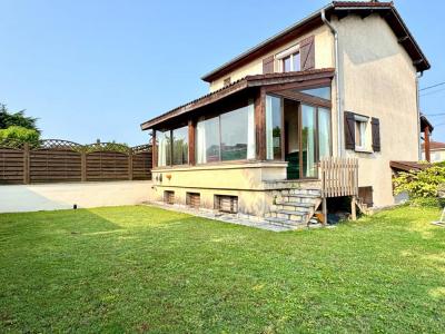 For sale Chassieu 6 rooms 140 m2 Rhone (69680) photo 1