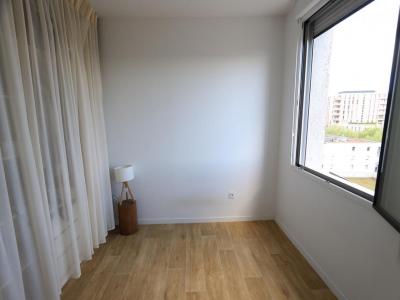 For sale Nantes 3 rooms 59 m2 Loire atlantique (44200) photo 3
