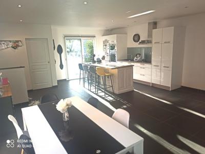 For sale 5 rooms 98 m2 Loire (42700) photo 3