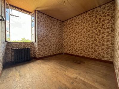 For sale CENTRE HISTORIQUE 7 rooms 118 m2 Creuse (23600) photo 4