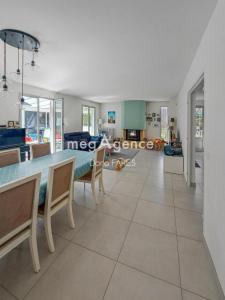For sale Antony 6 rooms 127 m2 Hauts de Seine (92160) photo 3