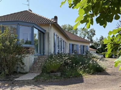 For sale Riberac 4 rooms 205 m2 Dordogne (24600) photo 1