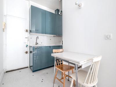 For sale Paris-11eme-arrondissement 2 rooms 28 m2 Paris (75011) photo 2