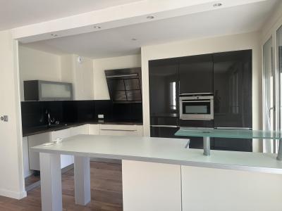 For sale Chamalieres 4 rooms 67 m2 Puy de dome (63400) photo 3