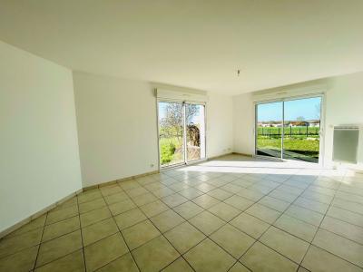For sale Semussac 5 rooms 116 m2 Charente maritime (17120) photo 2
