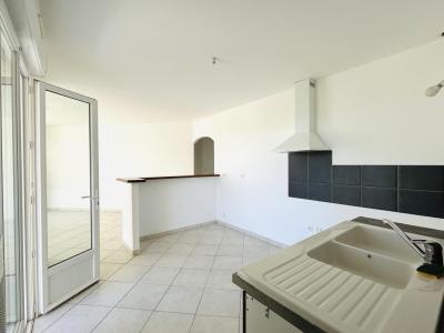 For sale Semussac 5 rooms 116 m2 Charente maritime (17120) photo 3