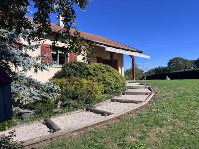For sale Commelle-vernay 6 rooms 140 m2 Loire (42120) photo 1