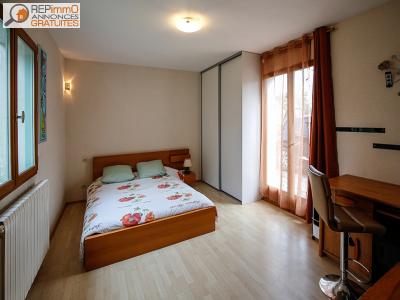 For sale Saint-loubes SAINT LOUBES 7 rooms 130 m2 Gironde (33450) photo 4