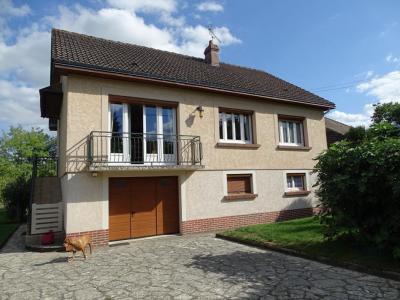 For sale Gien 4 rooms 93 m2 Loiret (45500) photo 1