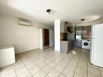 For sale Bormes-les-mimosas 2 rooms 54 m2 Var (83230) photo 2