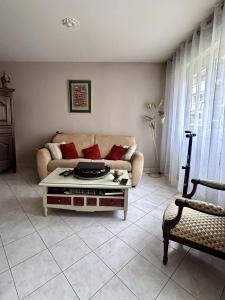 For sale Marseille-11eme-arrondissement 2 rooms 59 m2 Bouches du Rhone (13011) photo 4