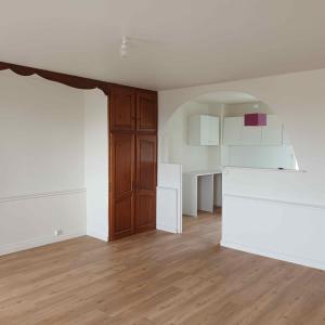 For rent Chalamont 4 rooms 90 m2 Ain (01320) photo 2