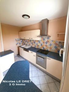 For sale Orleans 2 rooms 47 m2 Loiret (45100) photo 3
