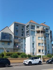 For sale Calais 3 rooms 68 m2 Pas de calais (62100) photo 0
