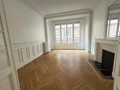 Louer Appartement Paris-4eme-arrondissement Paris