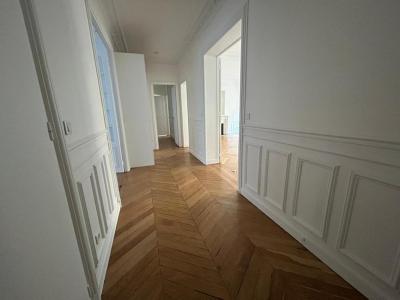Louer Appartement Paris-4eme-arrondissement 4126 euros