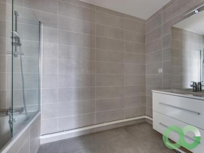 For rent Rueil-malmaison 2 rooms 48 m2 Hauts de Seine (92500) photo 2