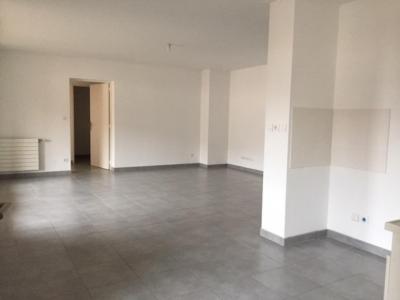 Louer Appartement 87 m2 Saint-trivier-sur-moignans