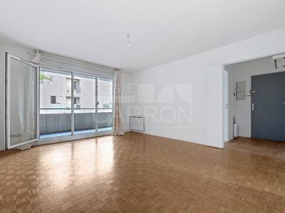 For sale Villeurbanne 3 rooms 66 m2 Rhone (69100) photo 3