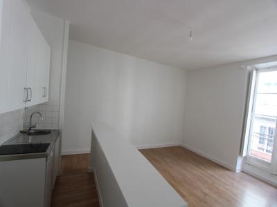 For rent Nantes 2 rooms 39 m2 Loire atlantique (44000) photo 1