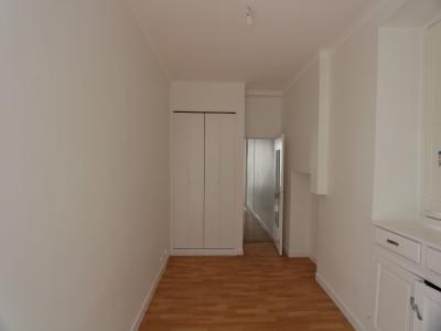 For rent Nantes 2 rooms 39 m2 Loire atlantique (44000) photo 4