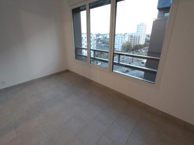 For rent Reze 3 rooms 65 m2 Loire atlantique (44400) photo 1