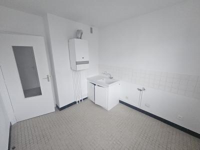 For rent Clermont-ferrand 1 room 27 m2 Puy de dome (63000) photo 1