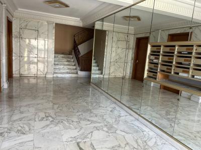 For sale Nice 5 rooms 132 m2 Alpes Maritimes (06000) photo 3