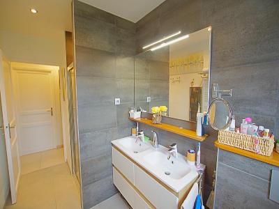 For sale 5 rooms 123 m2 Vendee (85440) photo 3