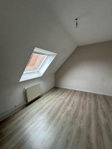 For sale Tourcoing 4 rooms 84 m2 Nord (59200) photo 2