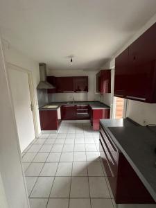 For sale Tourcoing 4 rooms 84 m2 Nord (59200) photo 3