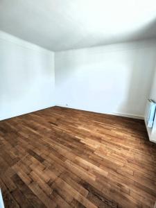 For sale Melun 2 rooms 50 m2 Seine et marne (77000) photo 2