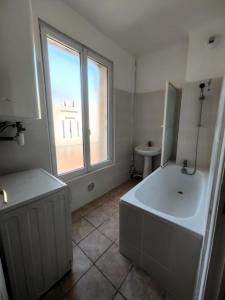 For sale Melun 2 rooms 50 m2 Seine et marne (77000) photo 4