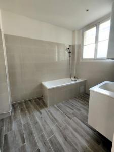 For sale Melun 2 rooms 48 m2 Seine et marne (77000) photo 2