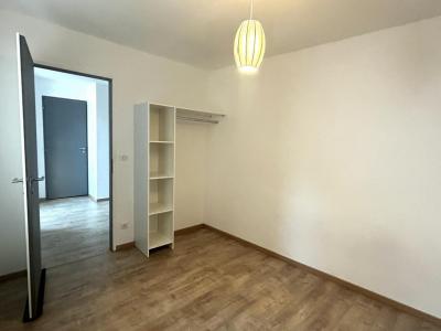 For rent Roanne 3 rooms 63 m2 Loire (42300) photo 2