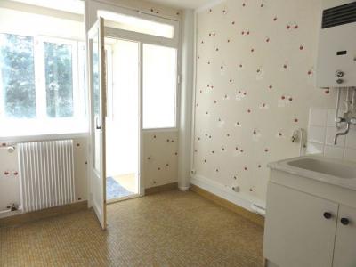 For rent Creusot 2 rooms 45 m2 Saone et loire (71200) photo 2