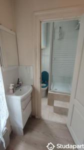 For rent Lyon-3eme-arrondissement 1 room 13 m2 Rhone (69003) photo 2