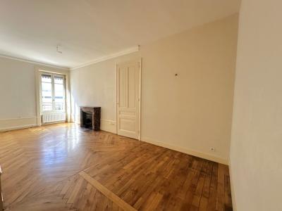 For rent Lyon-3eme-arrondissement 3 rooms 62 m2 Rhone (69003) photo 0
