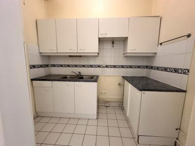 For rent Lyon-3eme-arrondissement 3 rooms 62 m2 Rhone (69003) photo 3