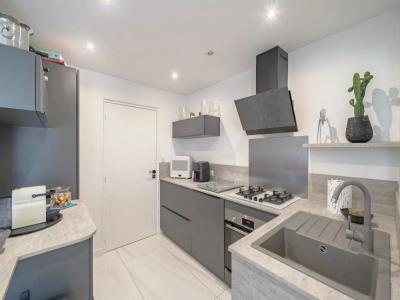 For sale Bandol 5 rooms 84 m2 Var (83150) photo 3
