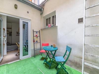 For sale Paris-18eme-arrondissement 2 rooms 29 m2 Paris (75018) photo 1