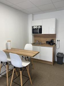 Louer Bureau Montagny 8472 euros