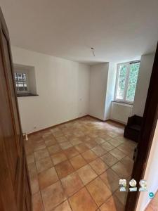 For rent Vals-les-bains 3 rooms 68 m2 Ardeche (07600) photo 2